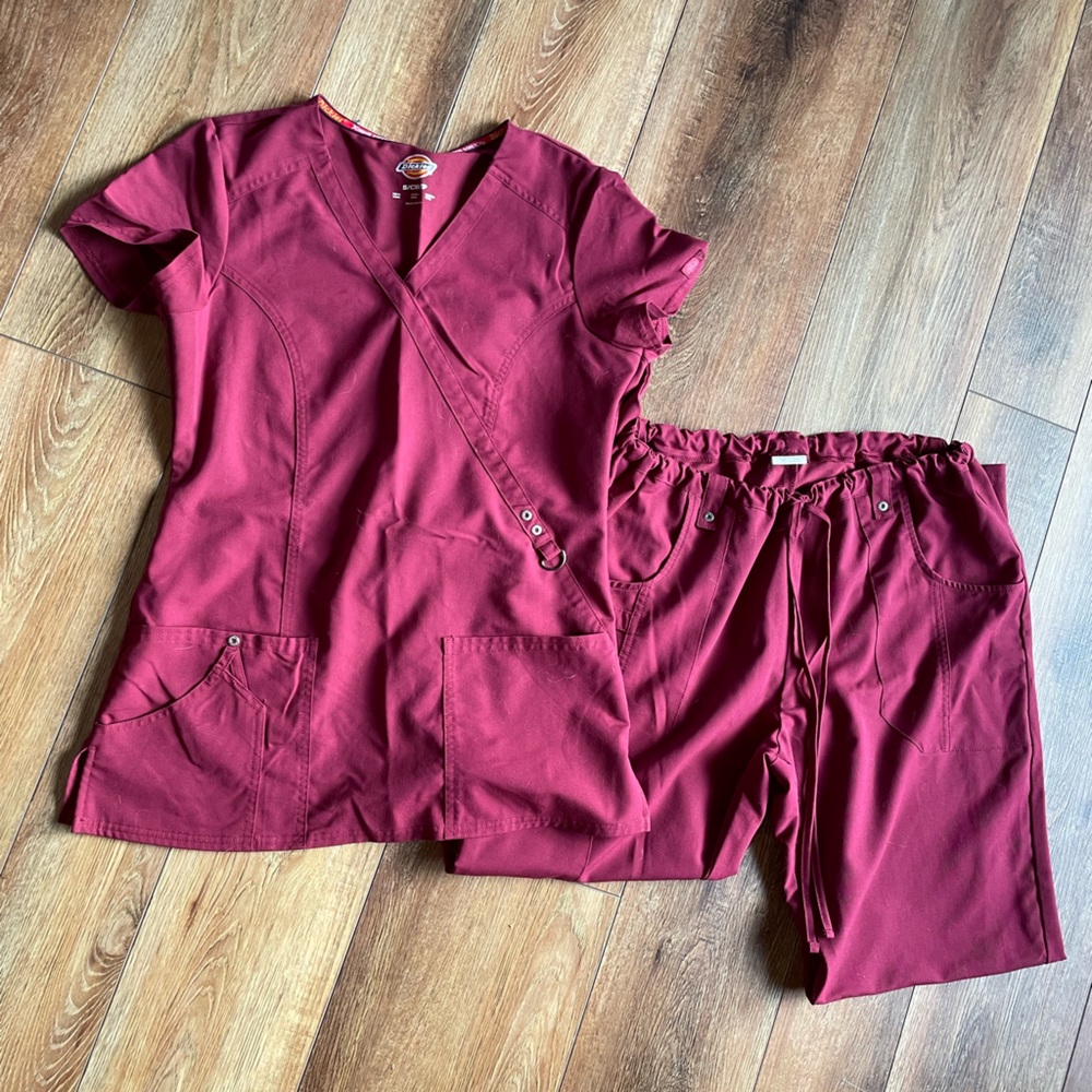 Dickies scrub set